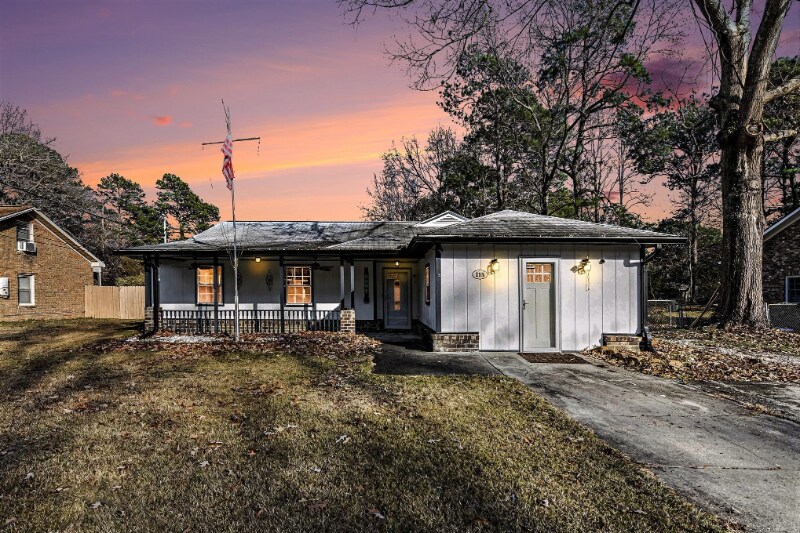 Building Photo - 115 Loblolly Ln