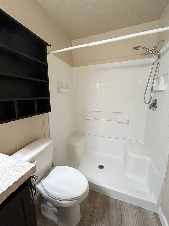 Building Photo - 4 Bedroom Nampa Home In Great Location!