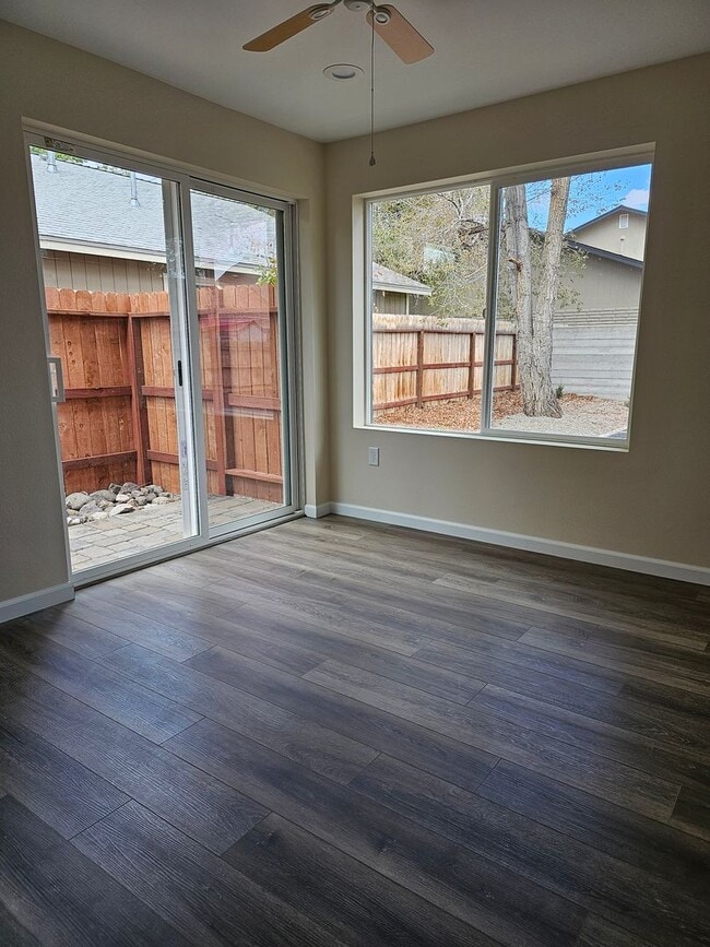 Building Photo - Beautiful New Construction Duplex in Carso...