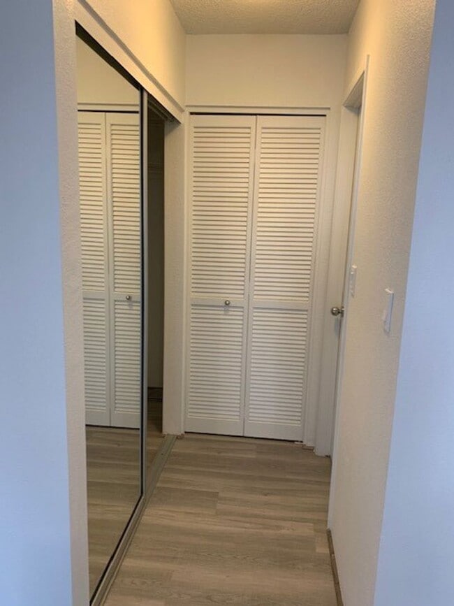 Building Photo - Haiku Point Townhouse - Ground floor 2 bedroom, 1 bath with 2 parking!