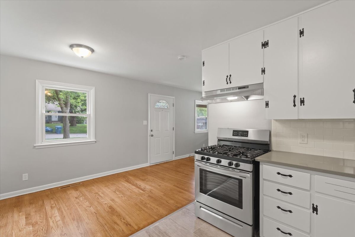 Kitchen View #4 - 2301 W 73rd St