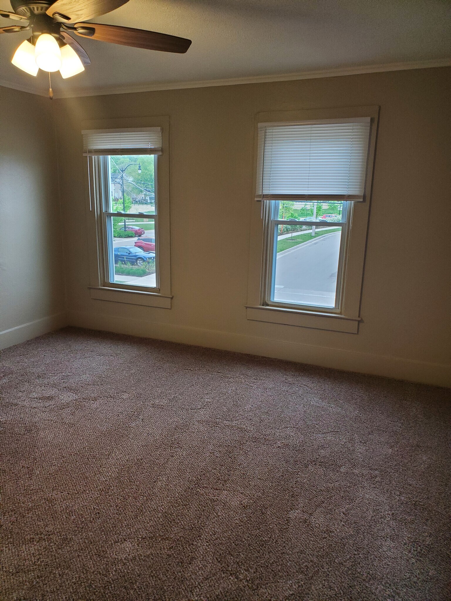Bedroom (new carpet) - 522 E 22nd St