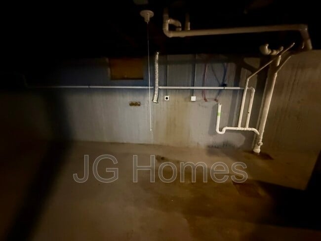 Building Photo - 117 N 45th St