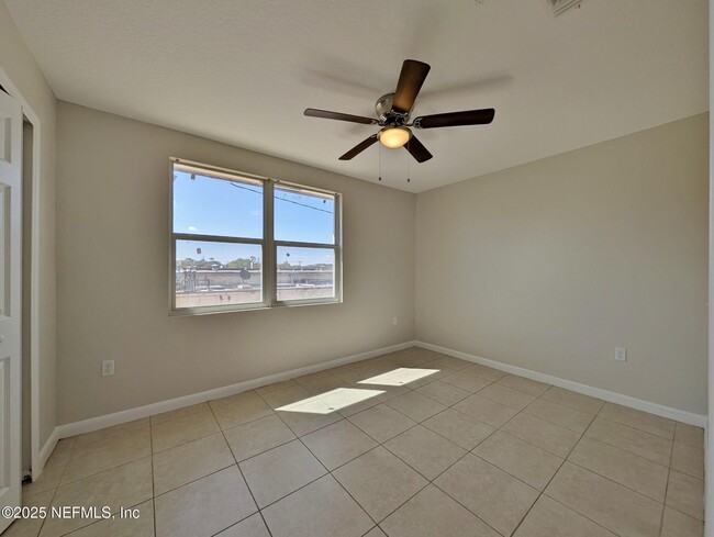 Building Photo - 2851 Yellow Pine Ct