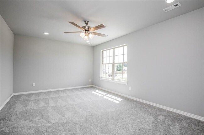 Building Photo - ***1903-B Azlin Place***