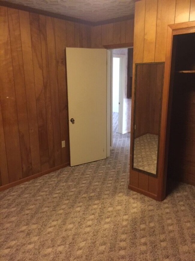 Building Photo - 5110 N Mt Zion Rd