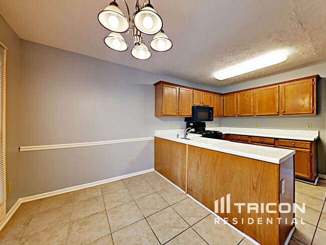 Building Photo - 5044 Rosemeade Ct