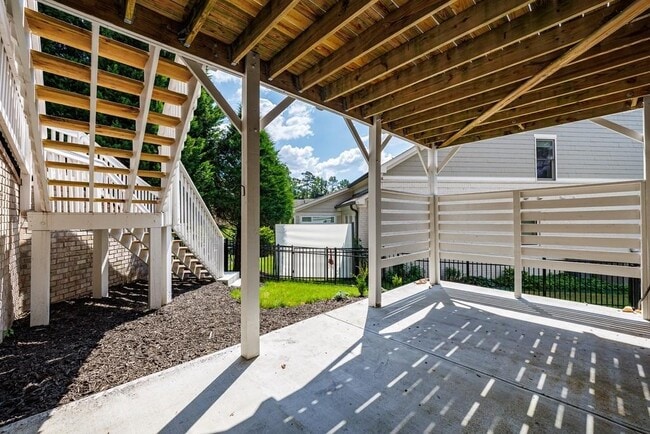 Building Photo - 11760 Stratham Dr