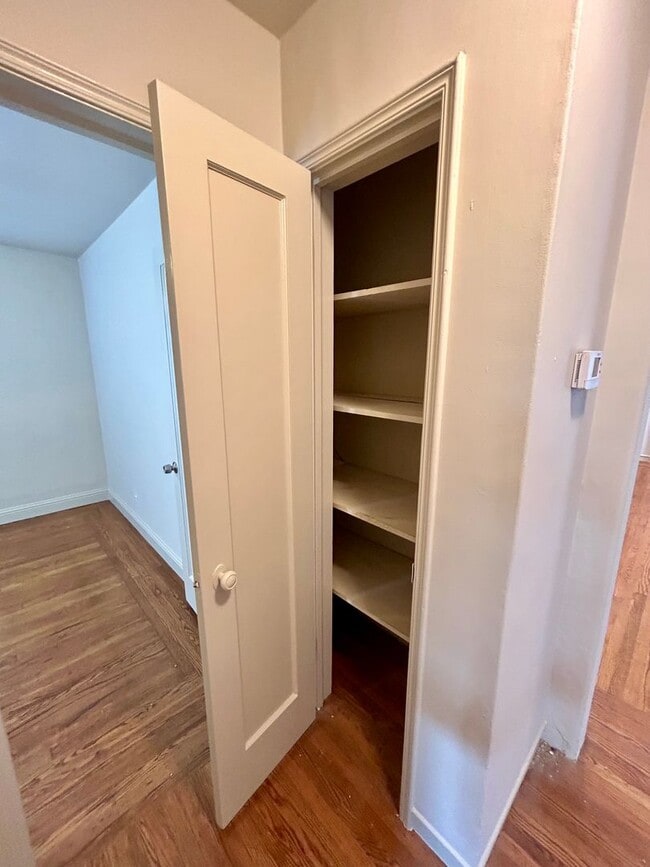 Building Photo - Exceptional Single Family House for Rent!