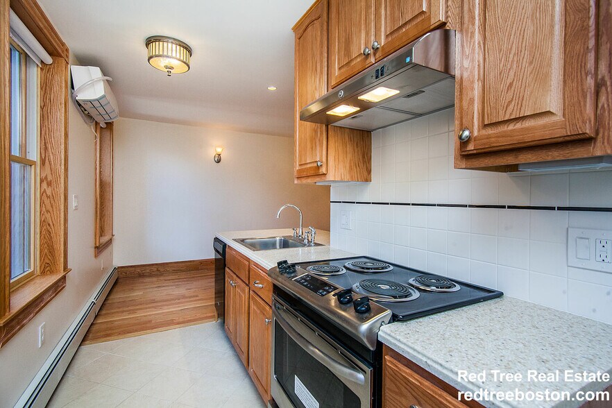 Unit 2 & 4 - 29 Phillips St