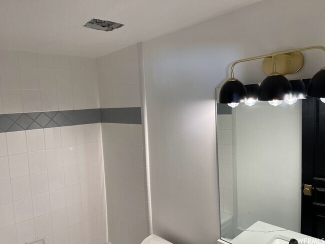 Building Photo - 4100 Sqft Gorgeous Home with Amazing Temple and Valley Views