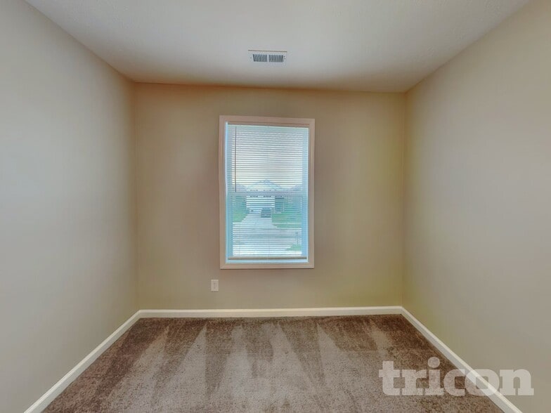 Building Photo - 1096 Tomahawk Pl