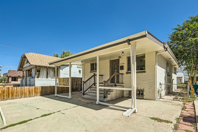 Primary Photo - 1540 Lowell Blvd