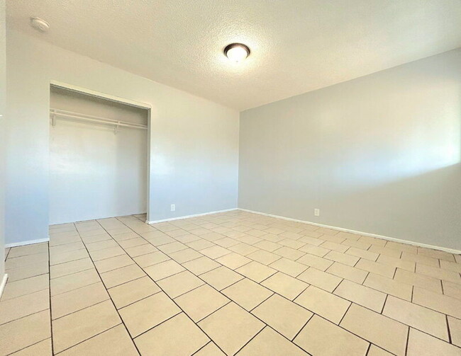 Building Photo - 8118 Stanford Ave