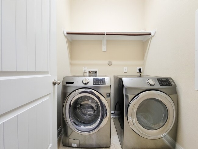 Building Photo - 4102 Astoria Manor Ln