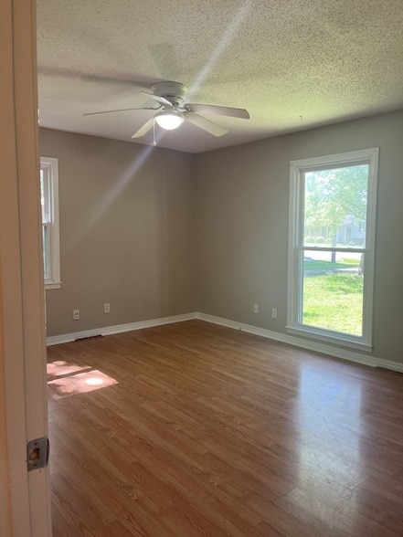 Building Photo - 1334 Chippendale Cir