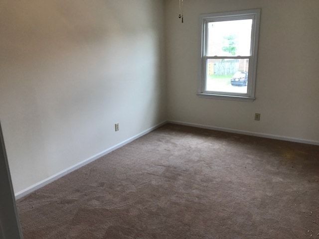 Building Photo - 3 Bedroom Townhouse in Virginia Beach