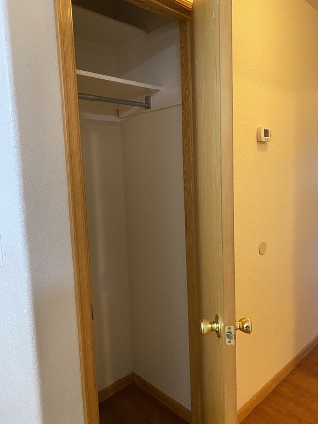 Building Photo - 3 Bed, 2 Bath Duplex in West Fort Collins close to Foothills