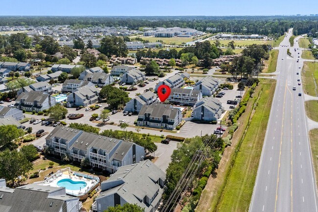 Building Photo - 3700 Golf Colony Ln