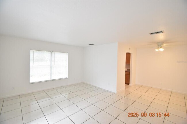 Building Photo - 6618 N Church Ave