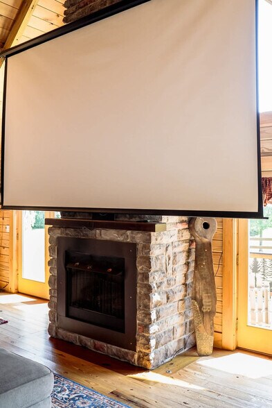 Building Photo - 7223 Ferry Rd