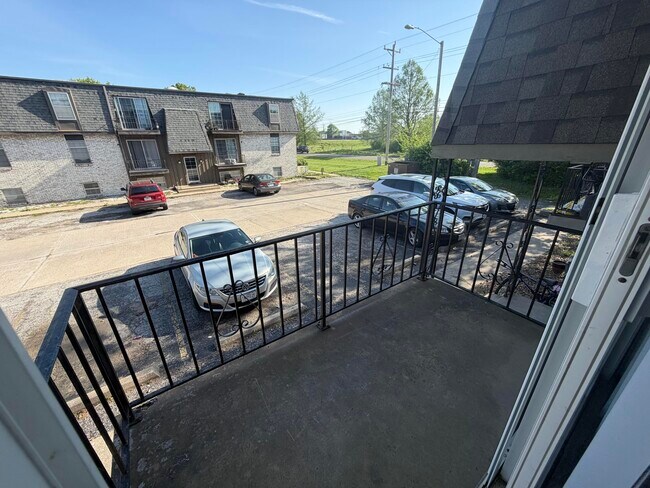 Building Photo - 3408 Balboa Ln