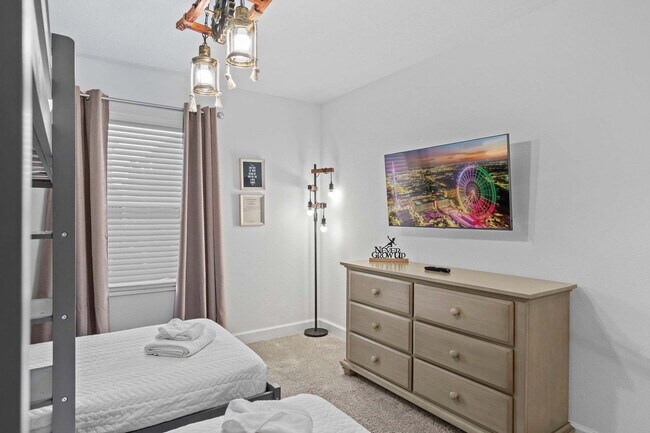 Building Photo - 1178 Kingsbarn St