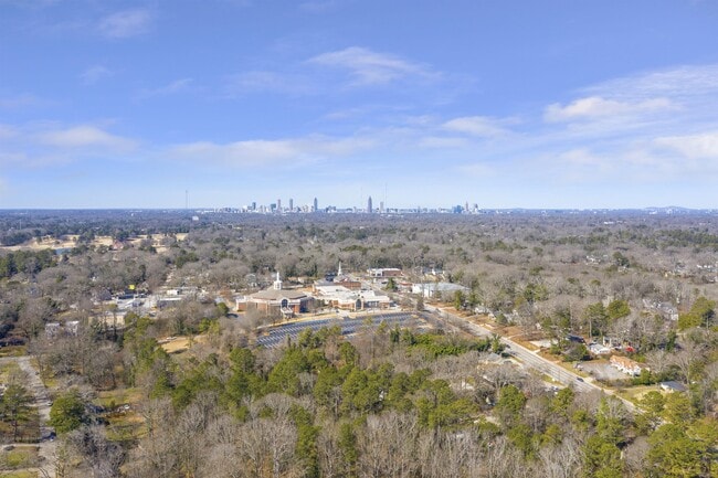 Building Photo - 3102 Alston Dr
