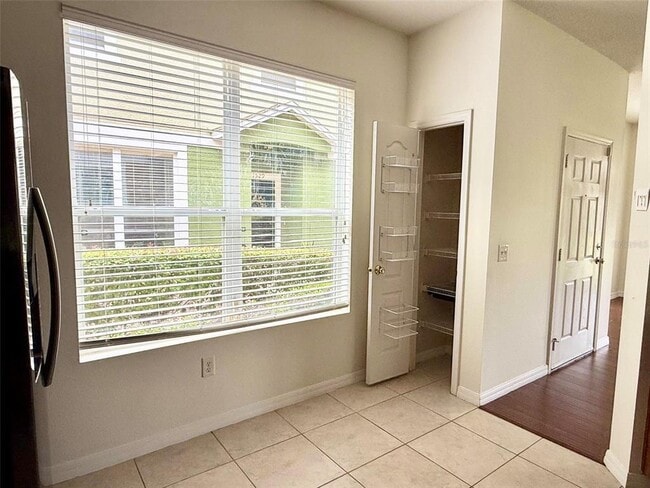 Building Photo - 1535 Broken Oak Dr