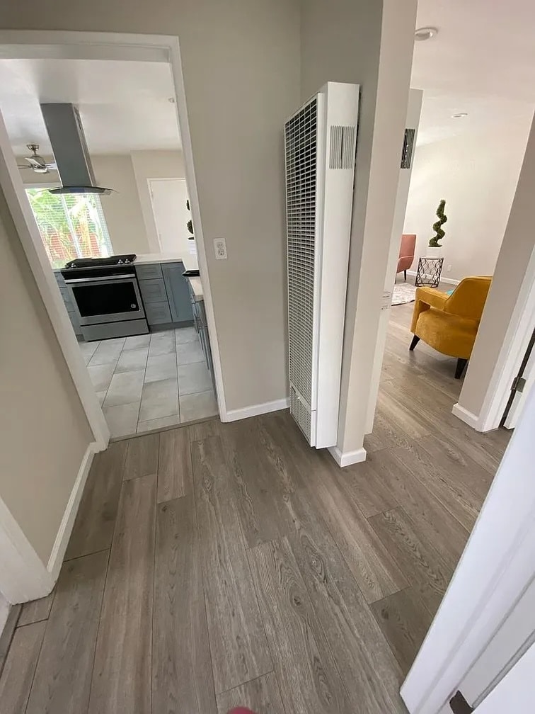 Building Photo - 15430 Freeman Ave