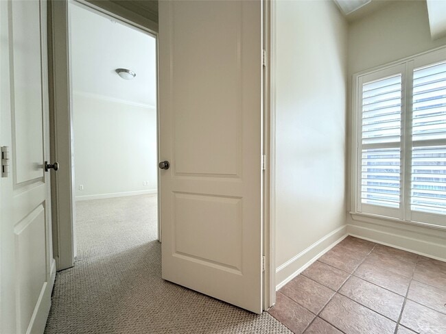 Building Photo - 6338 W Mystic Meadow