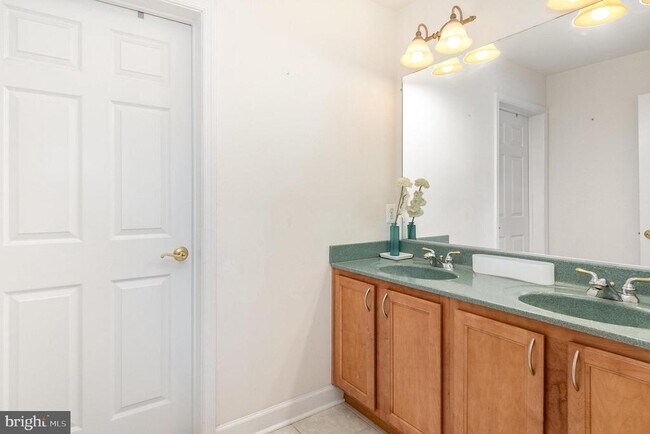 Building Photo - 39 Owens Landing Ct