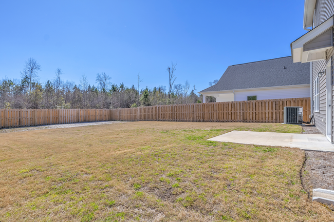 Building Photo - The Landing at Lewis Creek - 4 BED | 2.5 B...