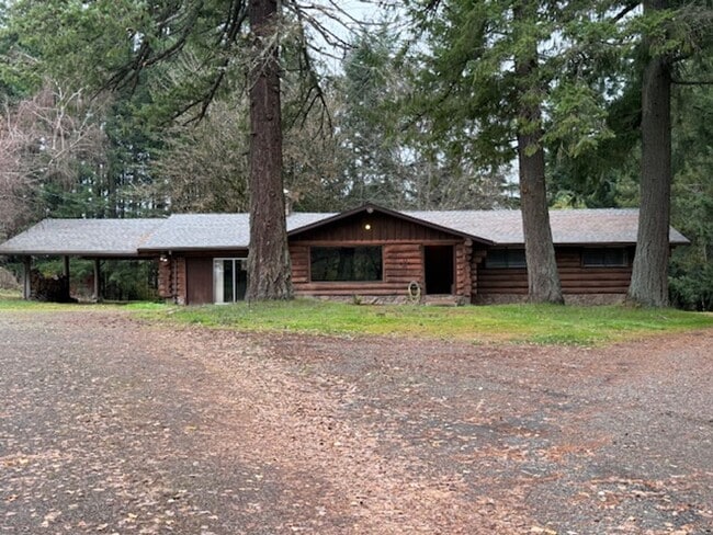 Building Photo - Country Living 3 Bedroom 2 Bath Newberg OR 97132