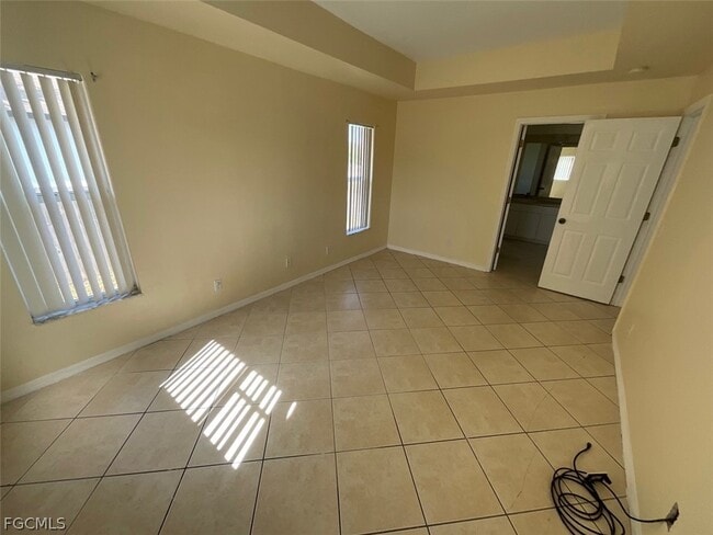 Building Photo - 4005 1st St SW