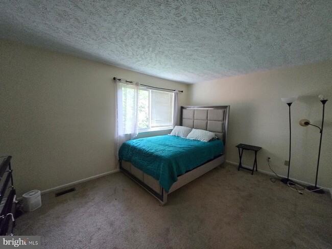Building Photo - 13342 Jasper Ct