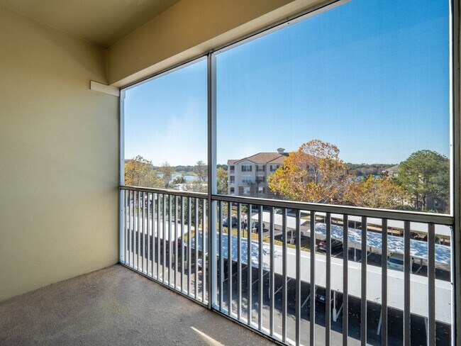 Building Photo - 3344 Robert Trent Jones Dr