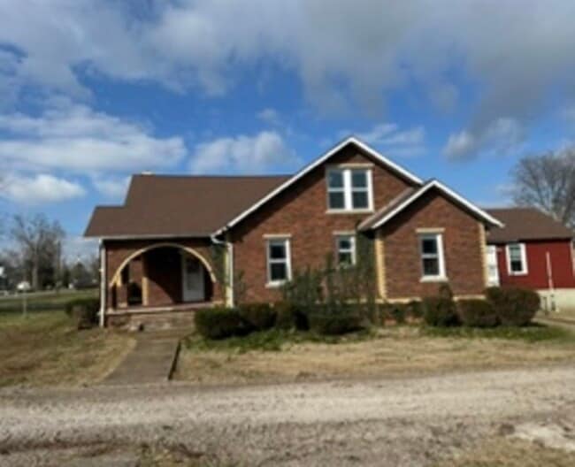 Building Photo - 406 North Main St