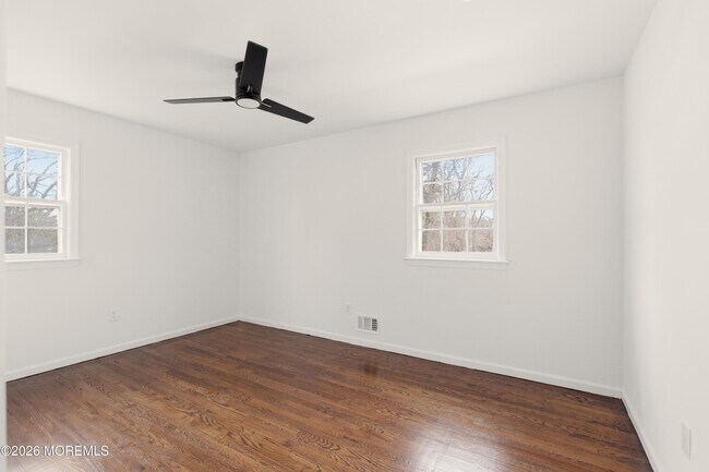 Building Photo - 1041 Mulberry Pl
