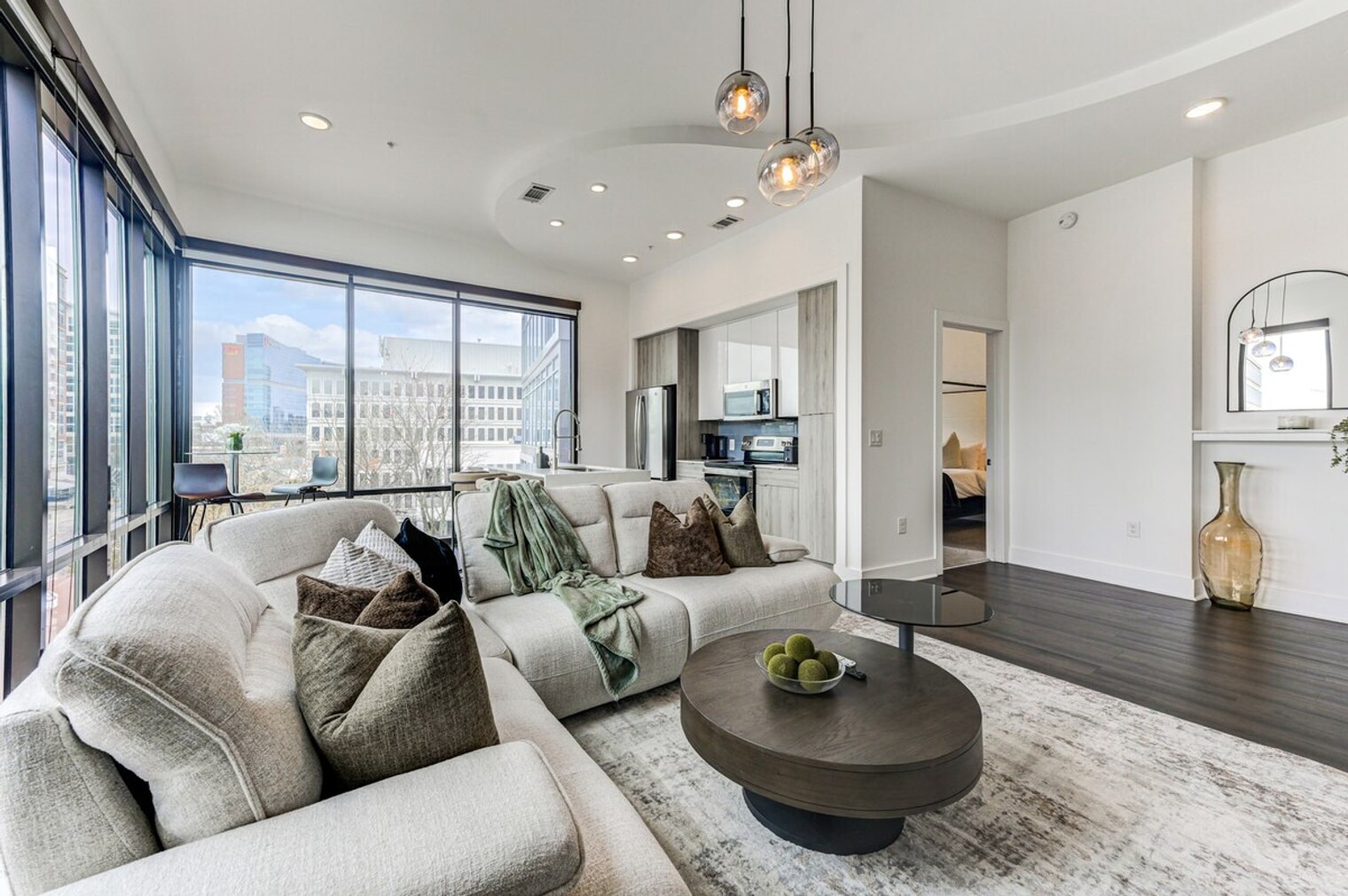 Building Photo - 1075 Peachtree Rd