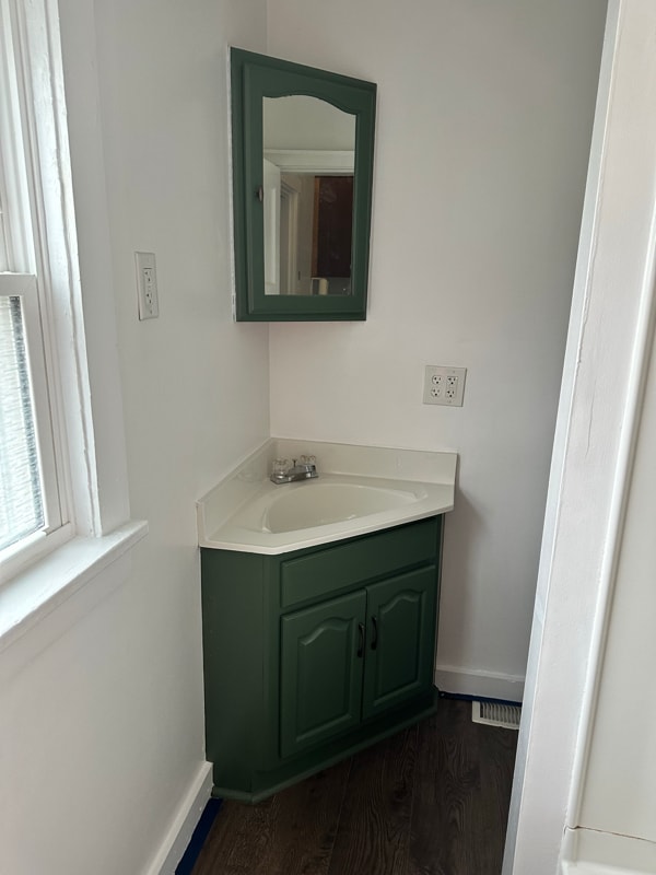 Building Photo - 229 Burns Ave