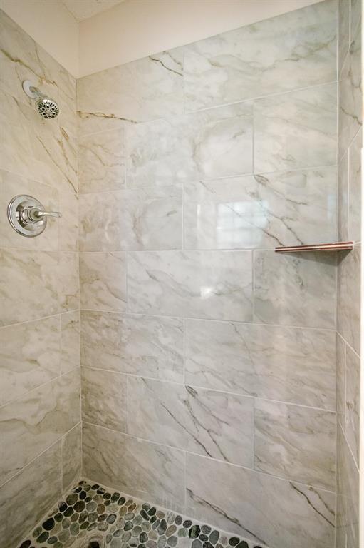 Building Photo - 3701 Joslyn St