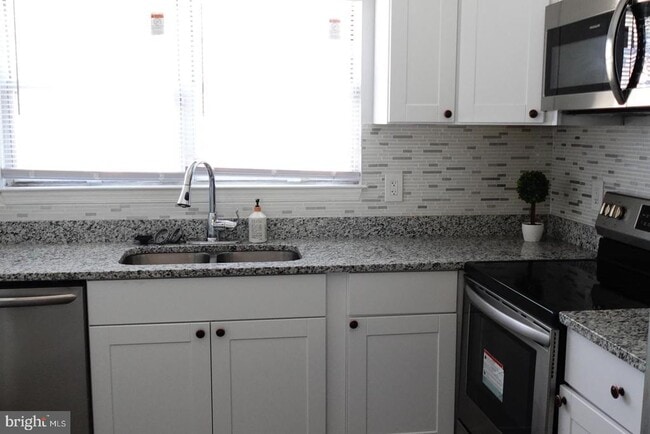 Building Photo - 1106 Castlehaven Ct