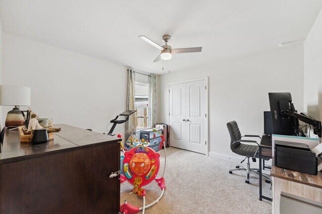 Building Photo - 7131 Penn Way