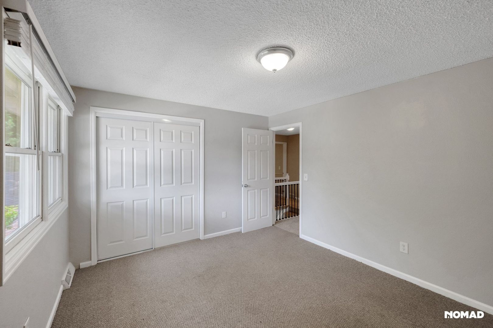 Building Photo - 3891 E Long Ct