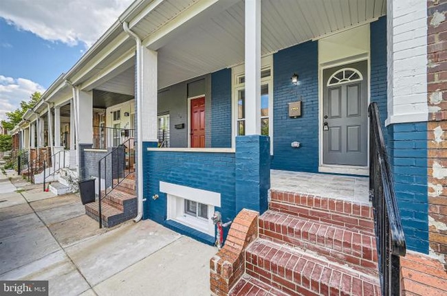 Building Photo - 616 N Streeper St