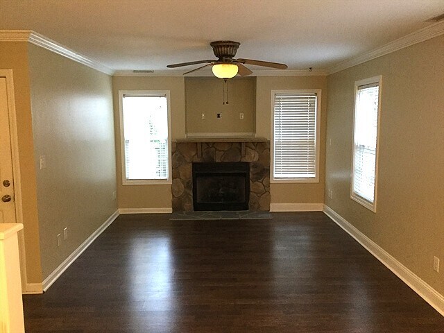 Building Photo - 3712 Cashew Dr