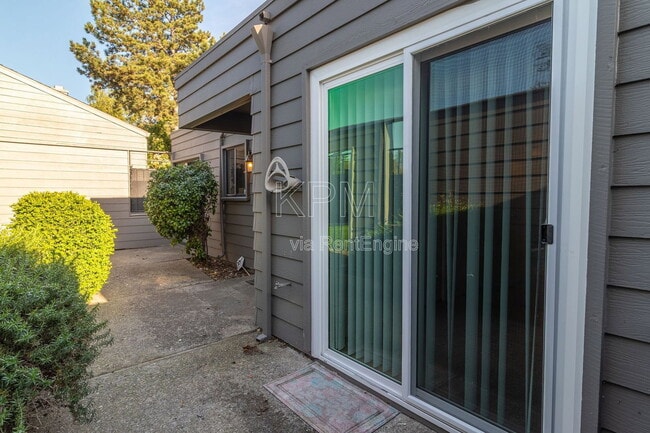 Building Photo - 3630 Mill Springs Dr