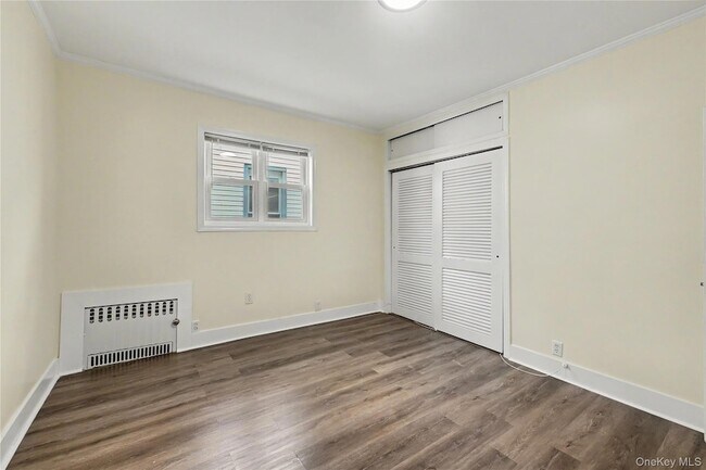 Building Photo - 52 Claremont Pl