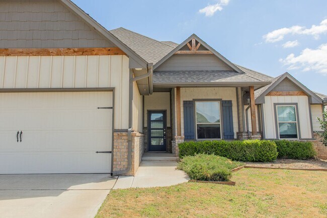Building Photo - BEAUTIFUL 5 BED HOME  FOR LEASE